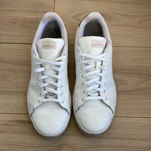 Adidas three stripe sneakers, white and gold